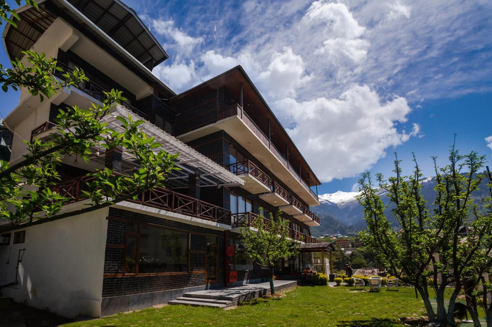 The Spruce Mansion Hotel Manāli Exterior foto